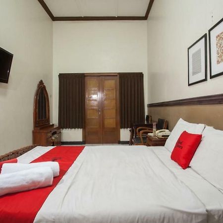 Reddoorz @ Urip Sumoharjo Hotel Surabaya Luaran gambar