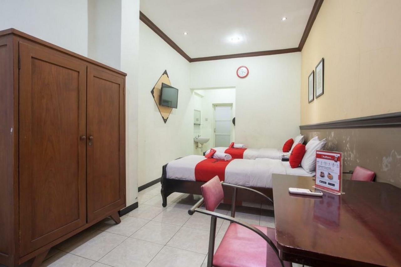Reddoorz @ Urip Sumoharjo Hotel Surabaya Luaran gambar