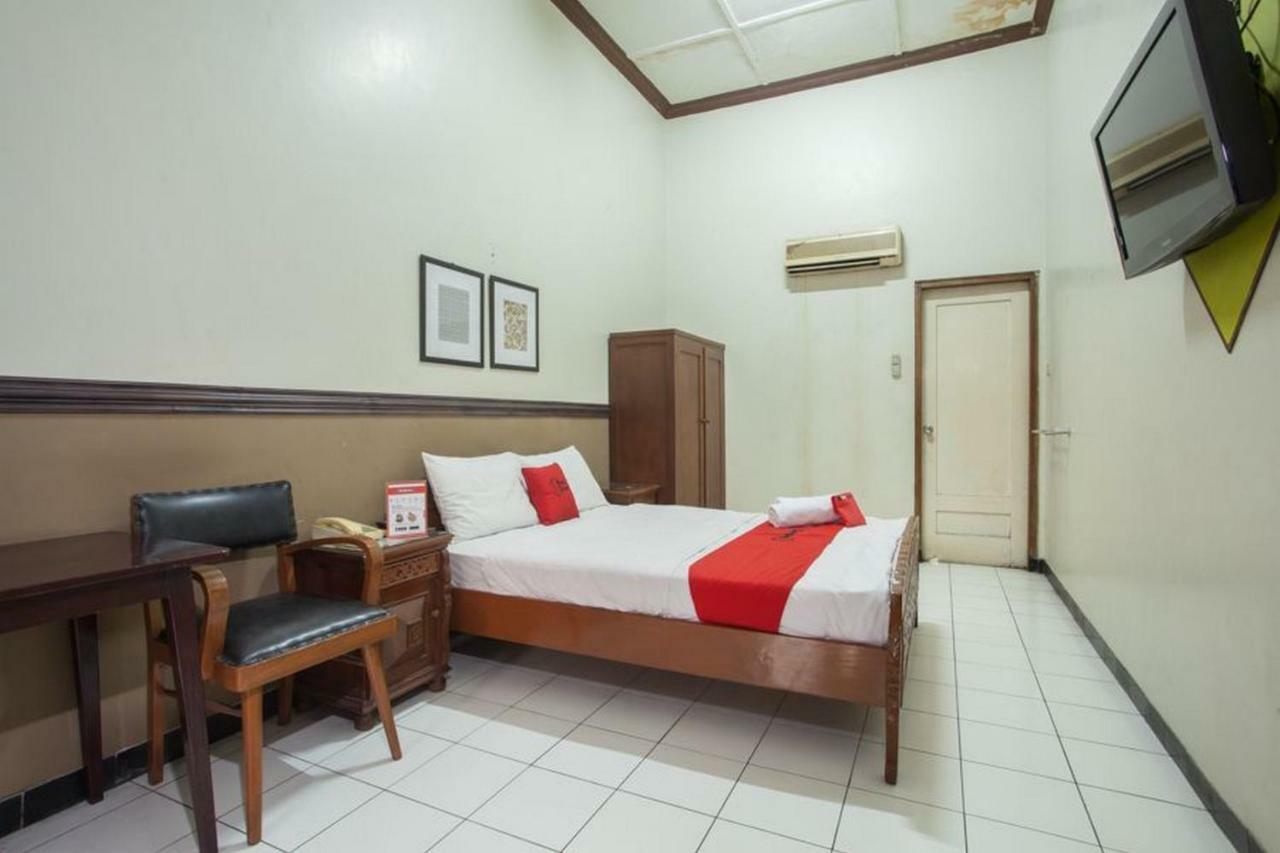 Reddoorz @ Urip Sumoharjo Hotel Surabaya Luaran gambar